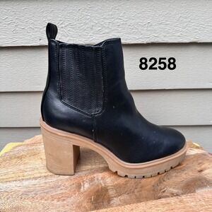DV Dolce Vita Jade Womens 9 Black Ankle Boots Chunky Block Heel Side Zip